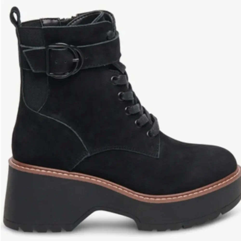 Blondo Goner Waterproof Platform Combat Boot in Black/Nubuck. Sz: 6.5